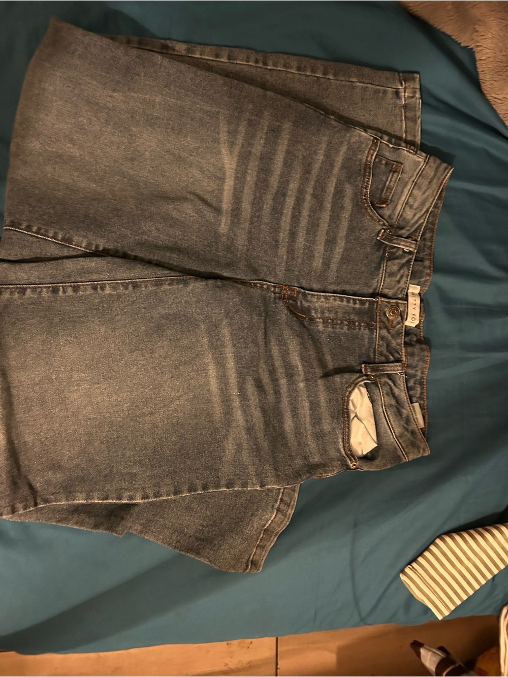 Classic High-Waist Light Blue Denim jeans